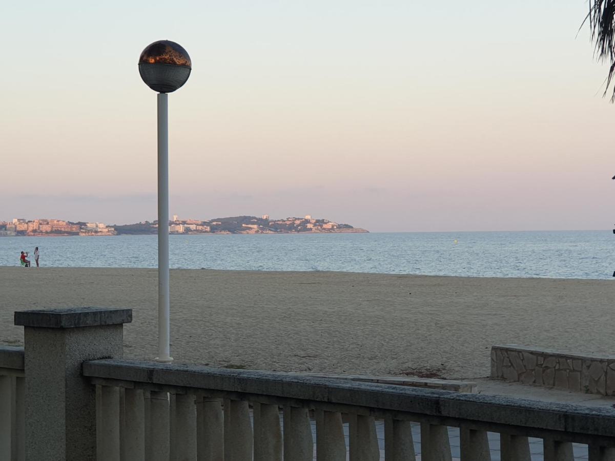 Apartamento 1ª Linea De Mar Cambrils Vilafortuny Εξωτερικό φωτογραφία