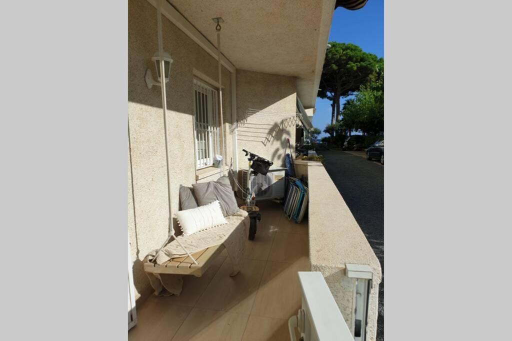 Apartamento 1ª Linea De Mar Cambrils Vilafortuny Εξωτερικό φωτογραφία